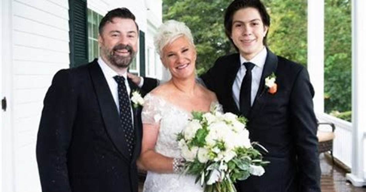 Anne Burrell: Husband, Net Worth & Wedding Details You Need to Know!