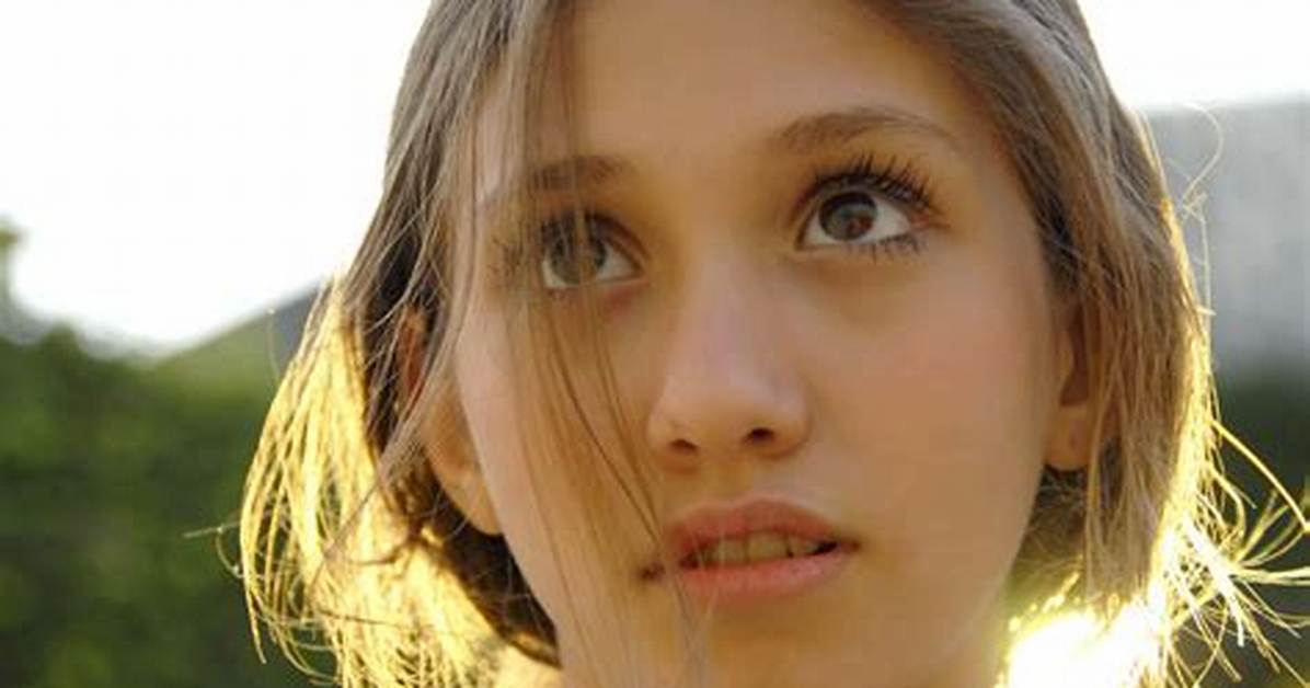 Candid Teen: Embracing Authenticity in Adolescence