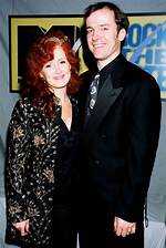 Is Bonnie Raitt Married? a Deep Dive into the Life of the Legendary Musician
