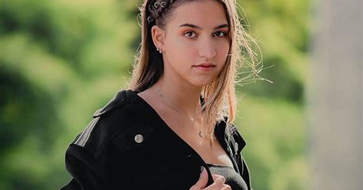 Mikalafuente Nude: the Intriguing World of Social Media Influencers