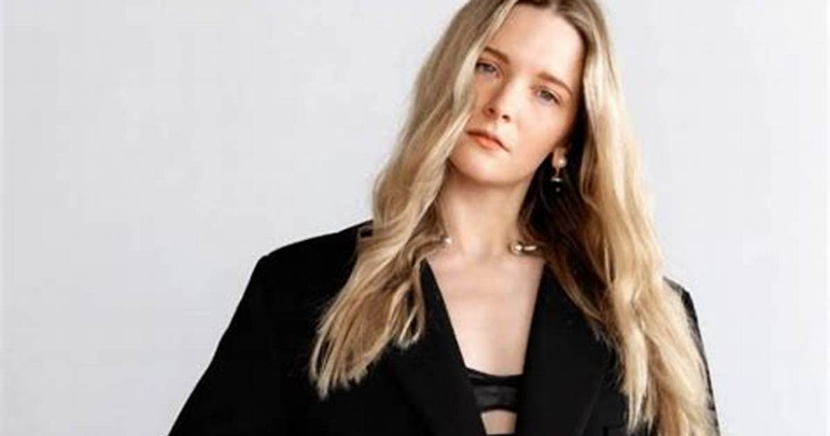 Morfydd Clark Relationships: a Deep Dive into Her Romantic Life