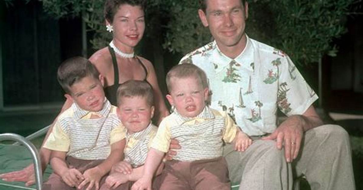 Pictures of Johnny Carson's Sons Today: a Glimpse into Their Lives