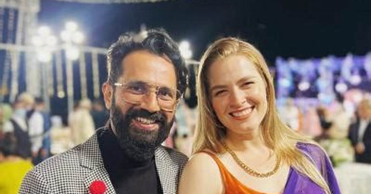 Sarang Sathaye's Beloved Wife: Unveiling the Name