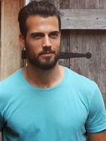 The Untold Story of the Thomas Beaudoin Accident: a Deep Dive into the Life and Career of a Talented Actor