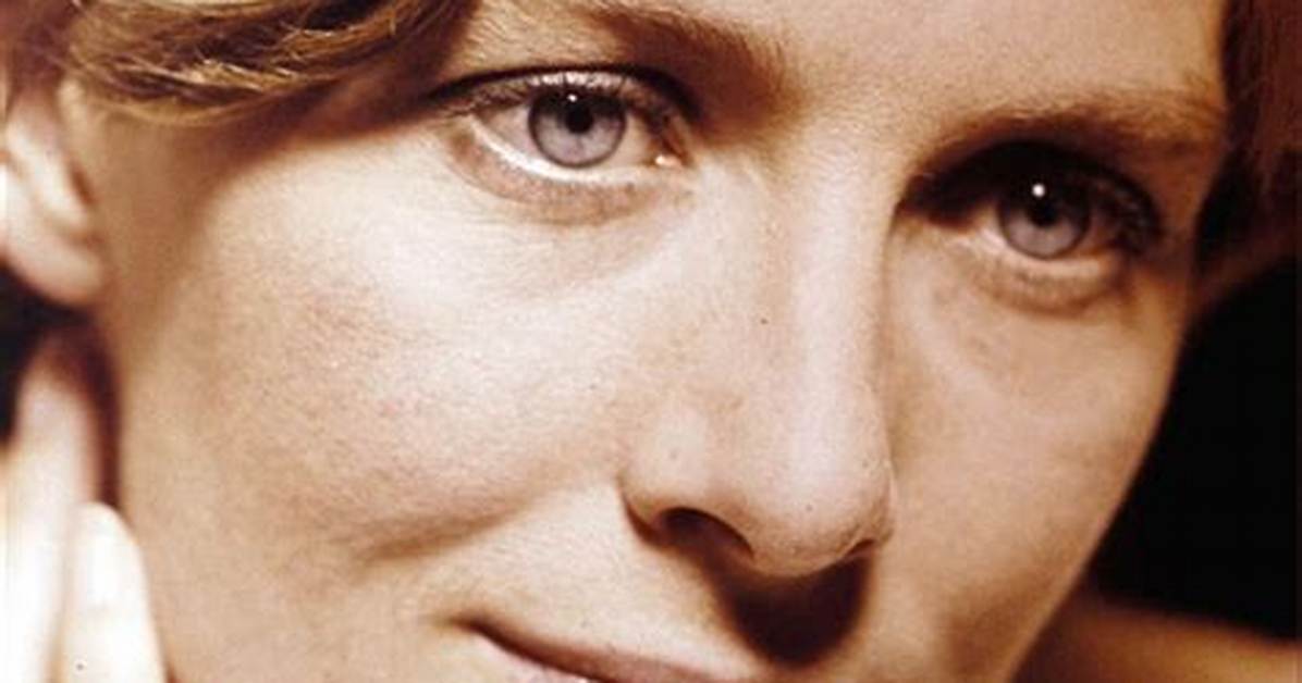 Vanessa Redgrave: a Comprehensive Biography of a Legendary Actress